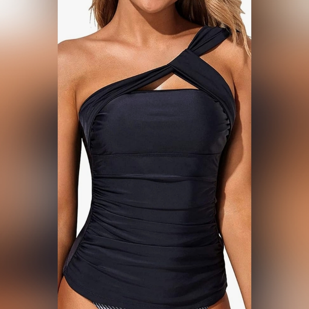 Tempt Me Black One-Shoulder Swimsuit